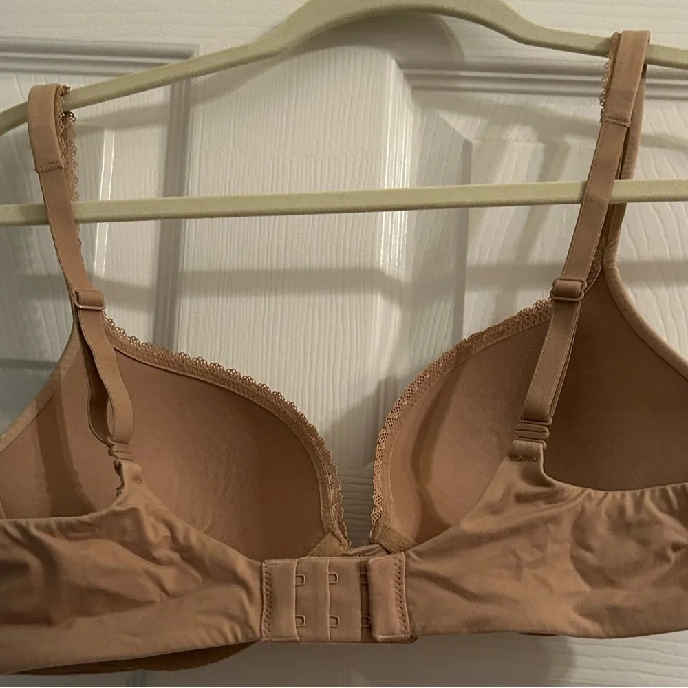 Victoria's Secret Body by Victoria Full Coverage Push Up Bra